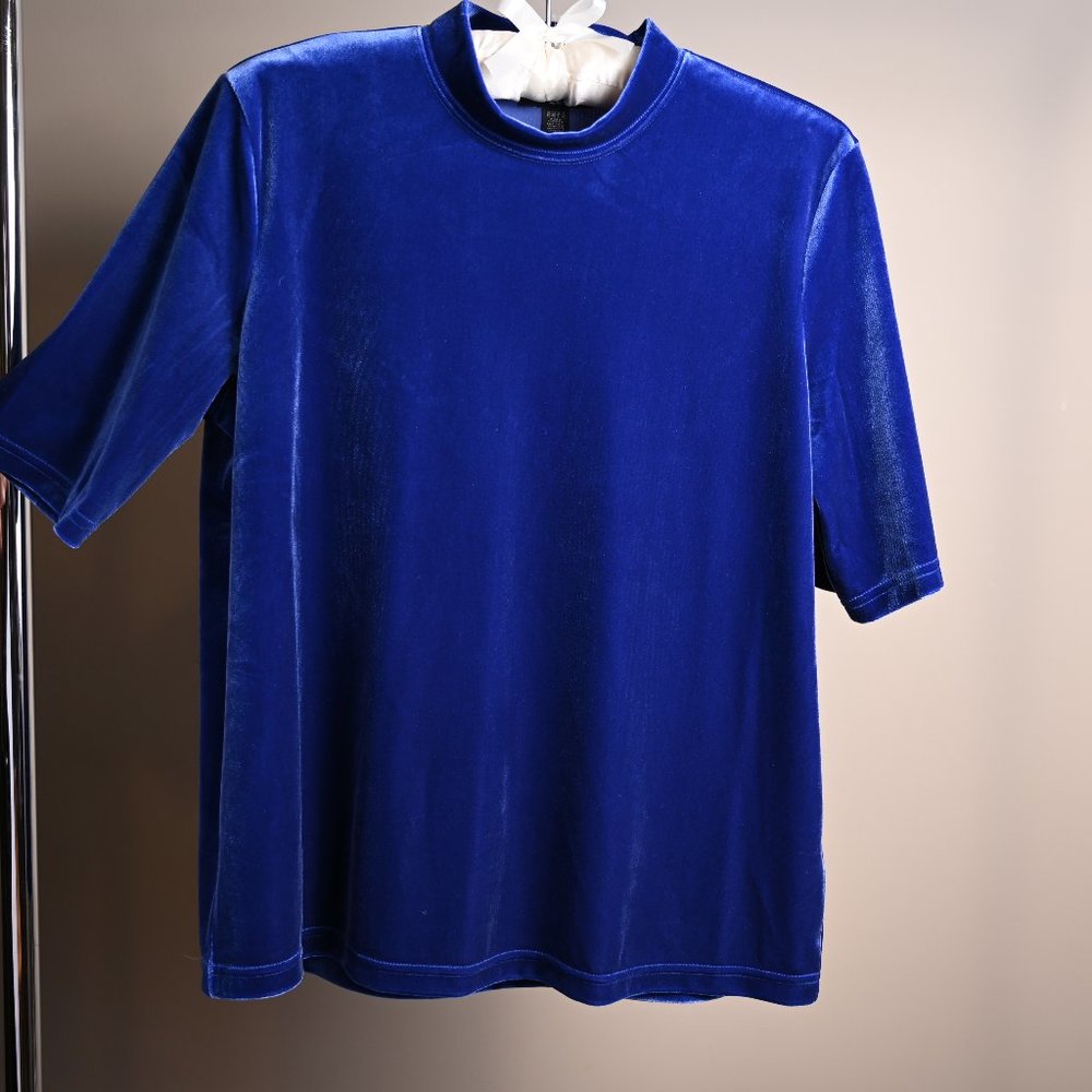 💗HOST PICK💗 Blue Velvet Top with Mock Neck and Short Sleeves- Petite L - Picture 1 of 6